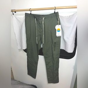 VUORI Ripstop Pants - Army Green NWT